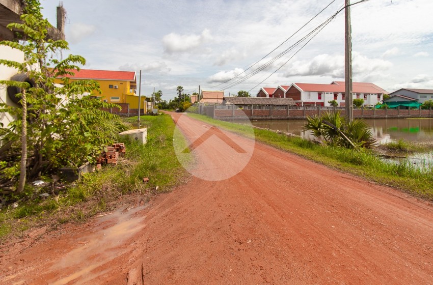 300 Sqm Land and House For Sale - Chreav, Siem Reap