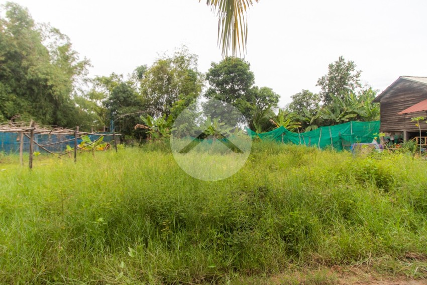 1103 Sqm Land and House For Sale - Svay Dangkum, Siem Reap