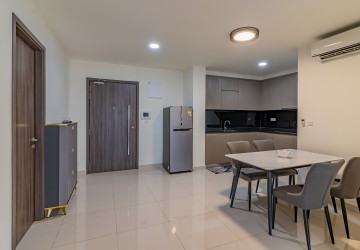 3 Bedroom Condo For Rent - The Peak, Tonle Bassac, Phnom Penh thumbnail