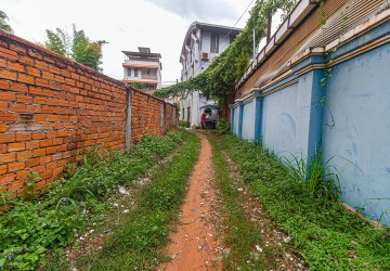 524 Sqm Residential Land and House For Sale - Svay Dangkum, Siem Reap thumbnail