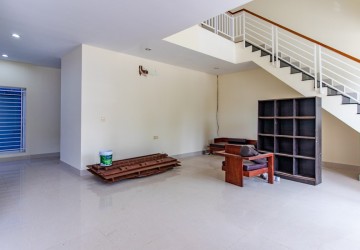 5 Bedroom Commercial Shophouse For Rent - Svay Dangkum, Siem Reap thumbnail