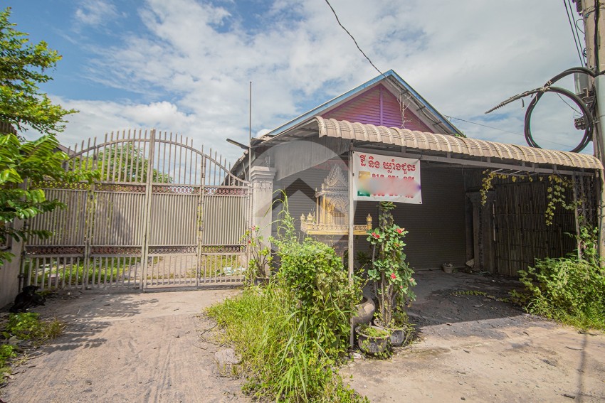 2 Bedroom House  For Sale - Svay Dangkum, Siem Reap