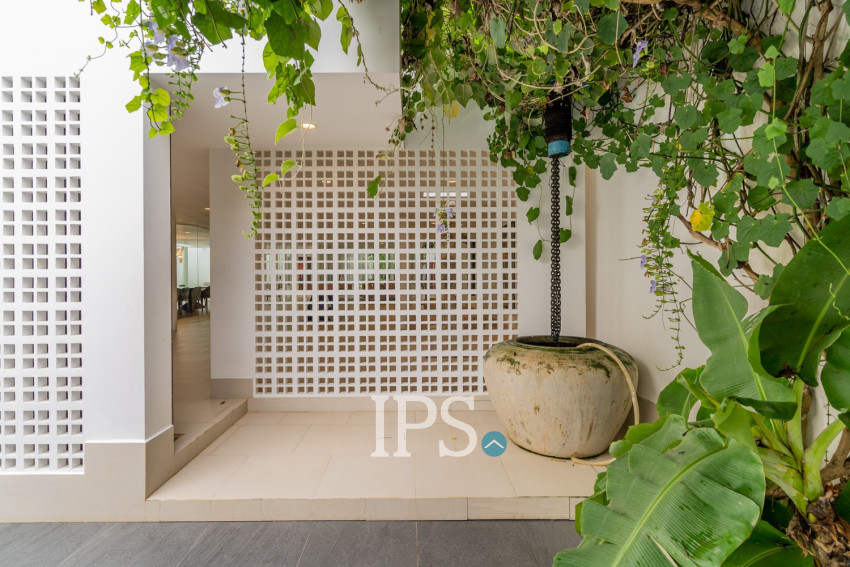 5 Bedroom Holiday Home For Sale - Koh Krabei, Phnom Penh