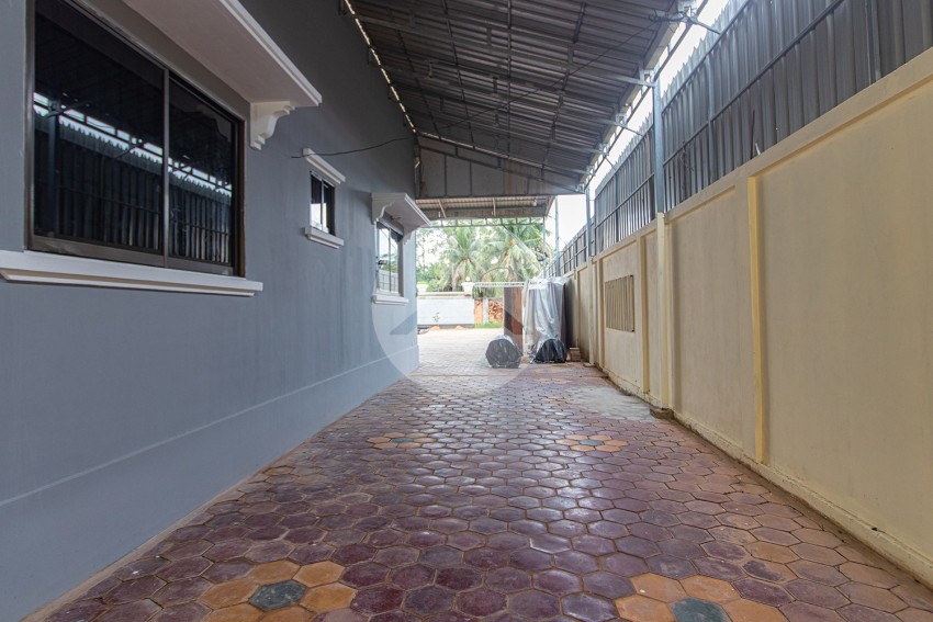 2 Bedroom Villa For Rent - Sangkat Siem Reap, Siem Reap