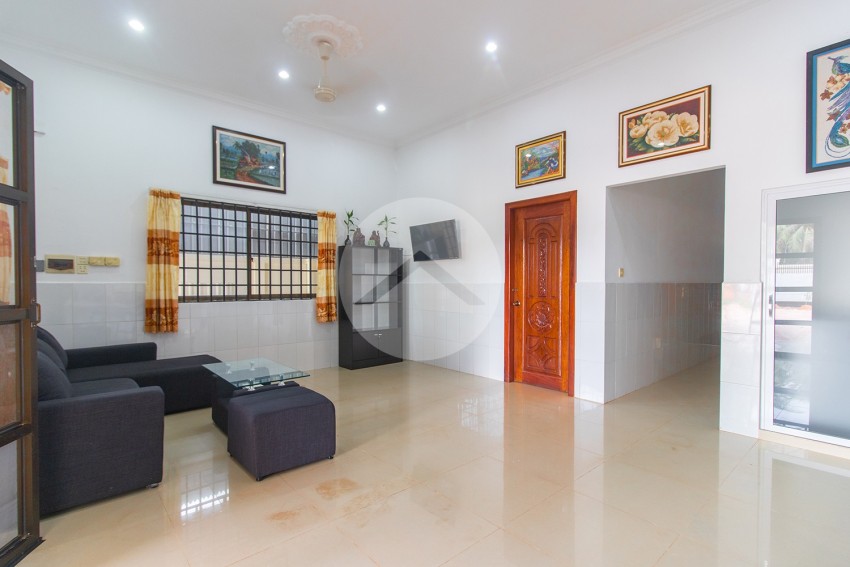 2 Bedroom Villa For Rent - Sangkat Siem Reap, Siem Reap