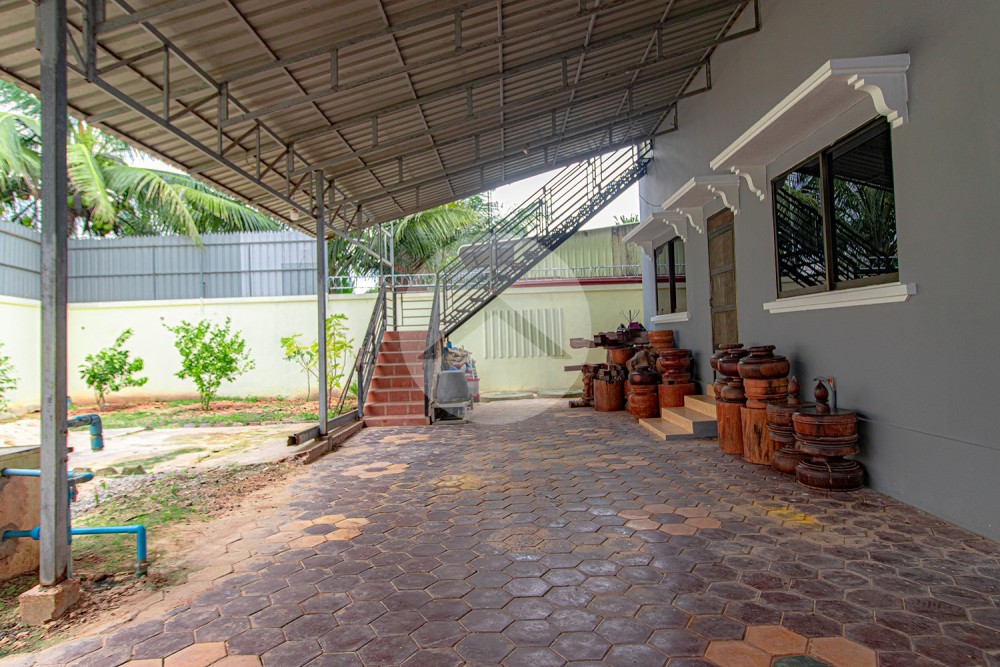 2 Bedroom Villa For Rent - Sangkat Siem Reap, Siem Reap - Image 13