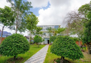 17 Bedroom Resort For Sale - Chreav, Siem Reap thumbnail