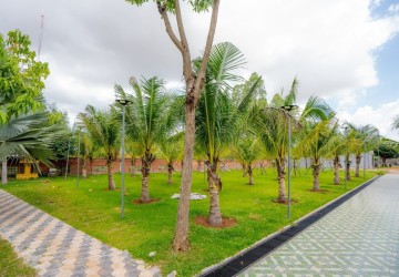 17 Bedroom Resort For Sale - Chreav, Siem Reap thumbnail