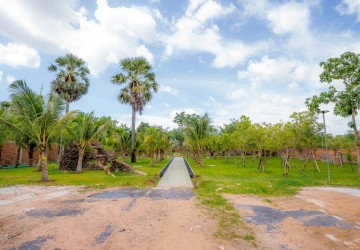 17 Bedroom Resort For Sale - Chreav, Siem Reap thumbnail