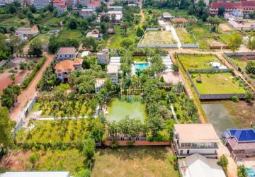 17 Bedroom Resort For Sale - Chreav, Siem Reap thumbnail
