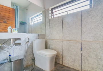 Renovated Duplex 3 Bedroom Apartment For Rent - Beoung Prolit, Phnom Penh thumbnail