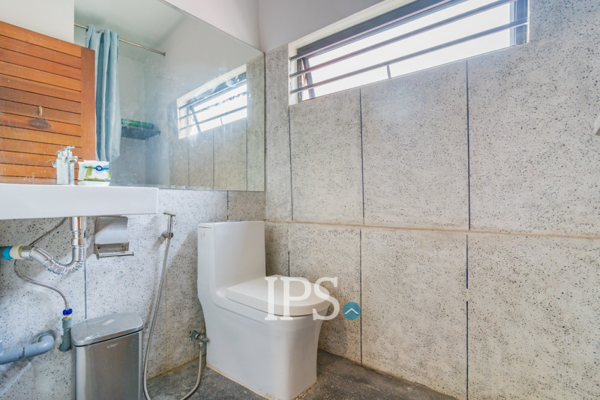 Renovated Duplex 3 Bedroom Apartment For Rent - Beoung Prolit, Phnom Penh