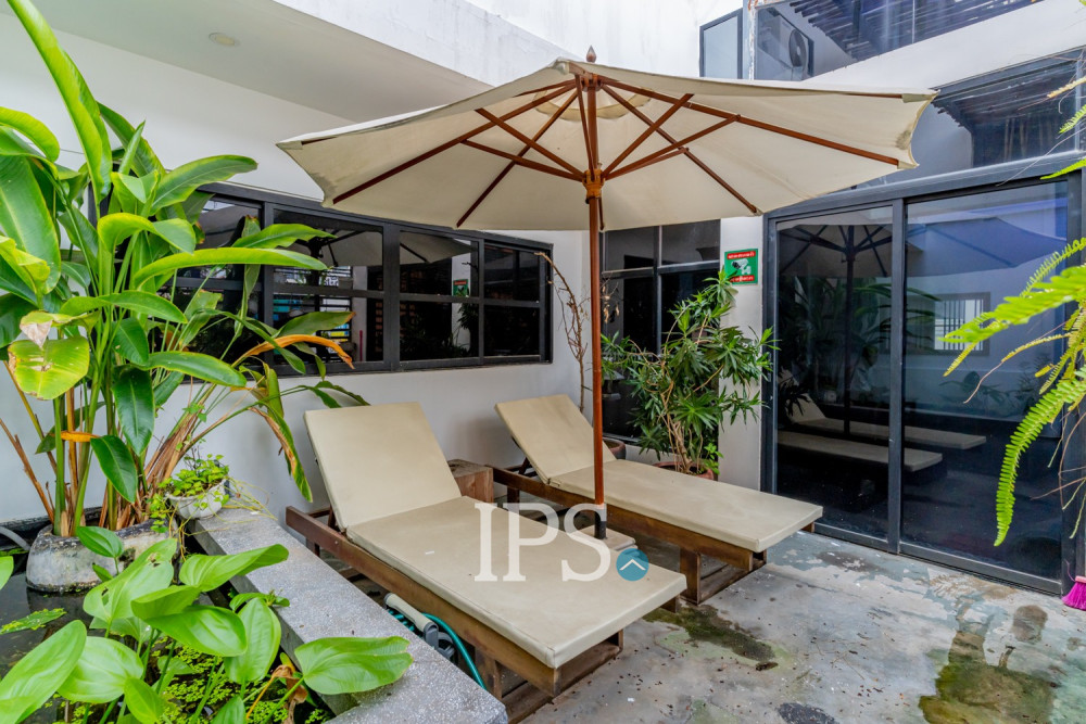 Renovated Duplex 3 Bedroom Apartment For Rent - Beoung Prolit, Phnom Penh - Image 32