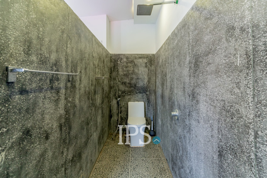 Renovated Duplex 3 Bedroom Apartment For Rent - Beoung Prolit, Phnom Penh