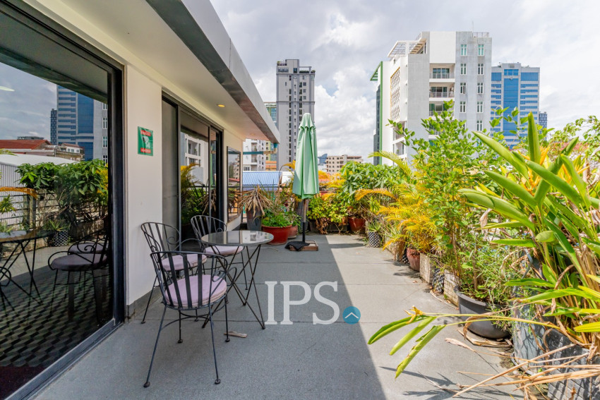 Renovated Duplex 3 Bedroom Apartment For Rent - Beoung Prolit, Phnom Penh