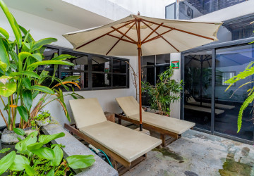 Renovated Duplex 3 Bedroom Apartment For Rent - Beoung Prolit, Phnom Penh thumbnail