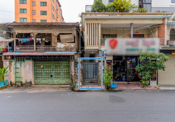 Renovated Duplex 3 Bedroom Apartment For Rent - Beoung Prolit, Phnom Penh thumbnail