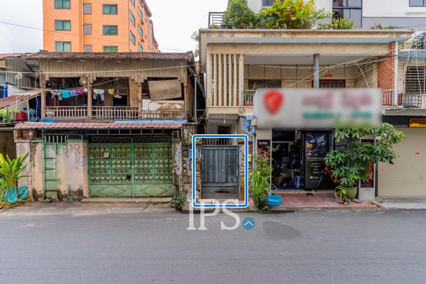 Renovated Duplex 3 Bedroom Apartment For Rent - Beoung Prolit, Phnom Penh