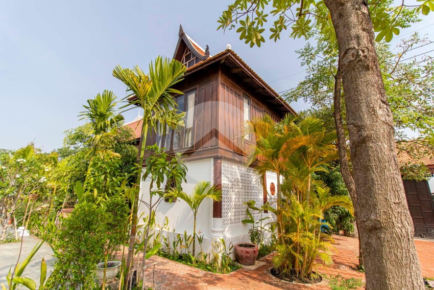 1 Bedroom Wooden Villa With Pool For Rent - Slor Kram, Siem Reap