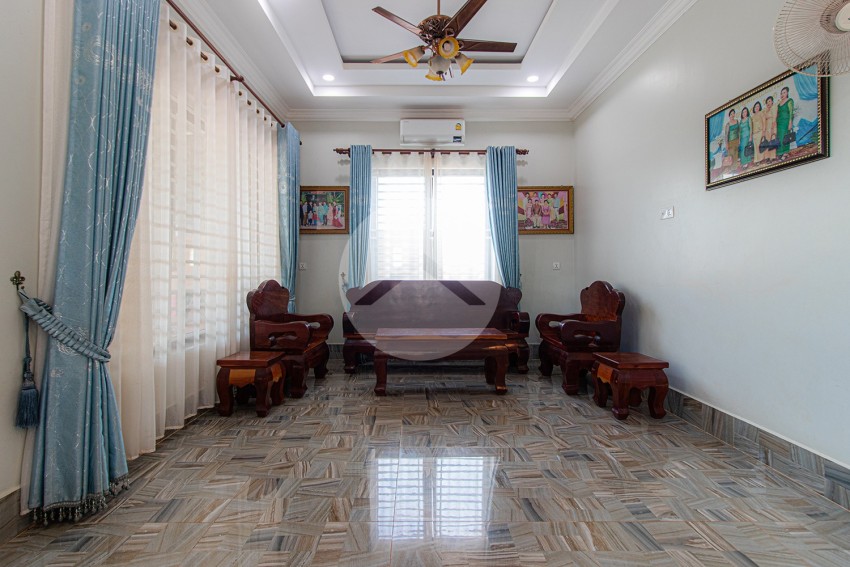 4 Bedroom Villa For Sale - Svay Dangkum, Siem Reap