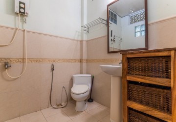 50 Sqm Studio Apartment For Rent - Daun Penh, Phnom Penh thumbnail