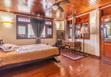 Renovated 2 Bedroom Apartment For Rent - Phsar Kandal 1, Phnom Penh thumbnail