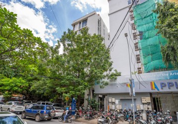 95 Sqm Level 7 Office Space For Rent - BKK1, Phnom Penh thumbnail