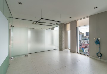 95 Sqm Level 7 Office Space For Rent - BKK1, Phnom Penh thumbnail