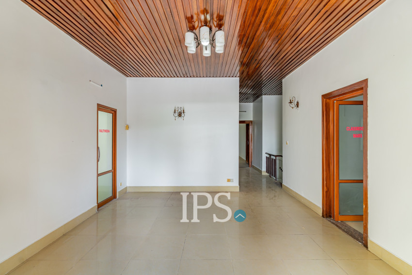 13 Bedroom Commercial Villa For Rent - Chakto Mukh, Phnom Penh