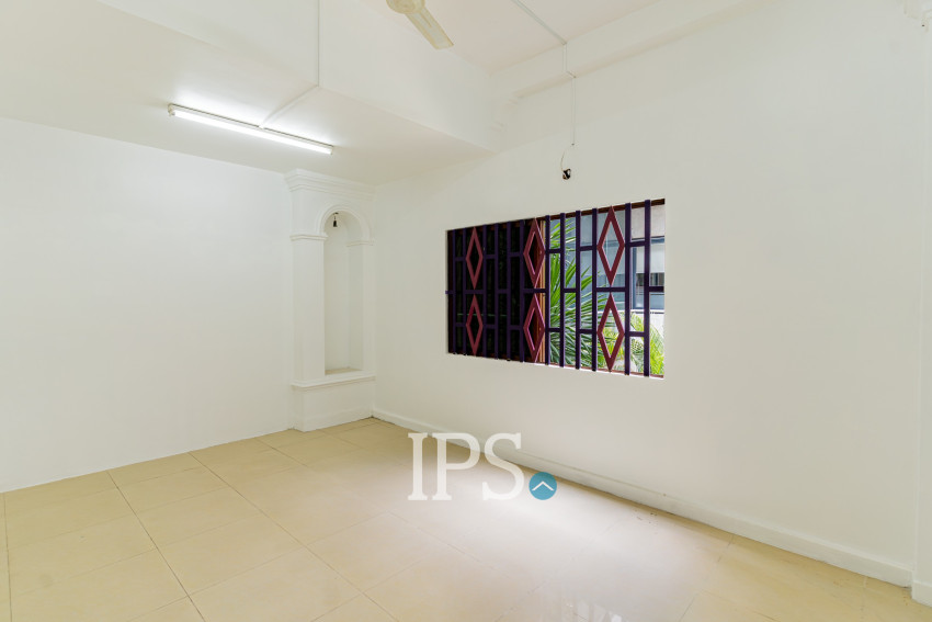 13 Bedroom Commercial Villa For Rent - Chakto Mukh, Phnom Penh