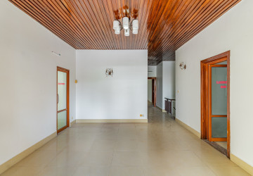 13 Bedroom Commercial Villa For Rent - Chakto Mukh, Phnom Penh thumbnail