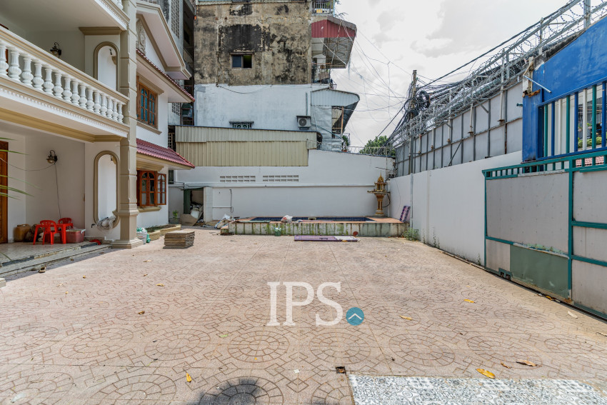 13 Bedroom Commercial Villa For Rent - Chakto Mukh, Phnom Penh