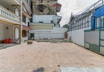 13 Bedroom Commercial Villa For Rent - Chakto Mukh, Phnom Penh thumbnail