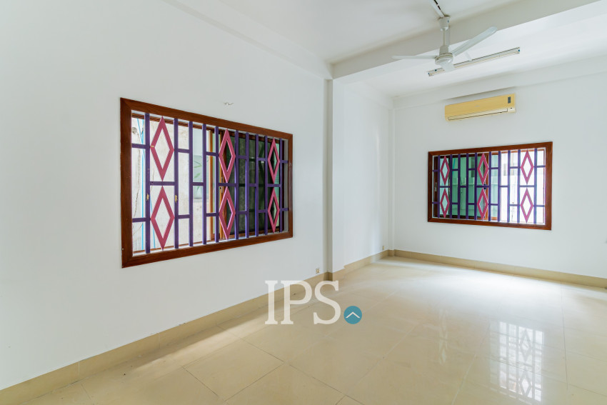 13 Bedroom Commercial Villa For Rent - Chakto Mukh, Phnom Penh