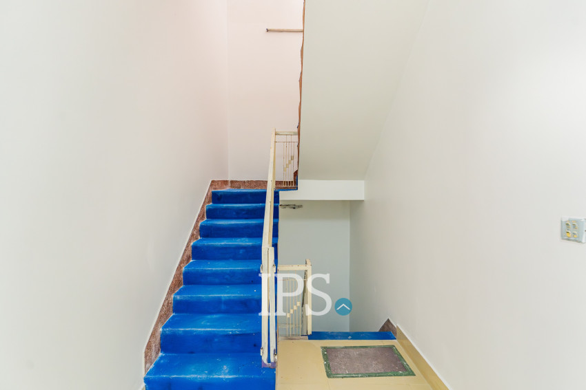 13 Bedroom Commercial Villa For Rent - Chakto Mukh, Phnom Penh