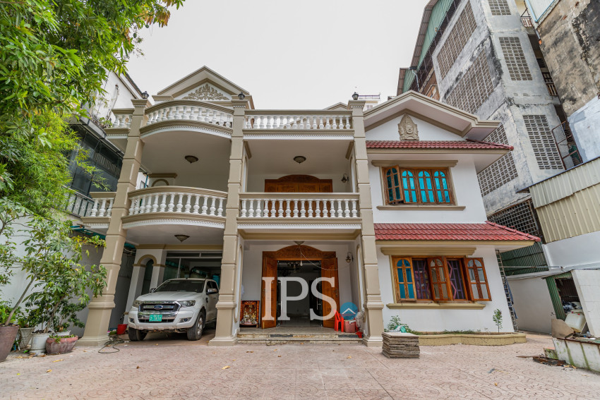 13 Bedroom Commercial Villa For Rent - Chakto Mukh, Phnom Penh