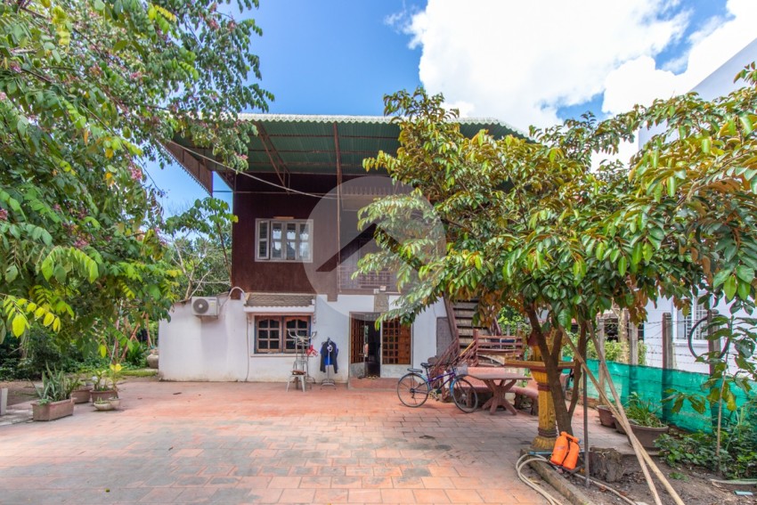 4 Bedroom House For Sale - Slor Kram, Siem Reap