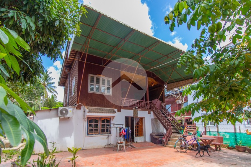 4 Bedroom House For Sale - Slor Kram, Siem Reap