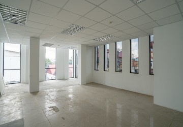 105 Sqm Office Space For Rent - Phsar Depou 2, Toul Kork, Phnom Penh thumbnail