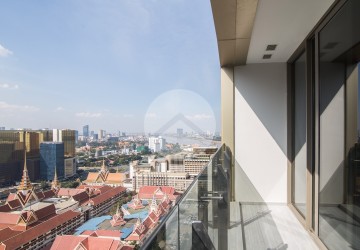 23th Floor 3 Bedroom Condo For Sale - The Peak, Tonle Bassac, Phnom Penh thumbnail