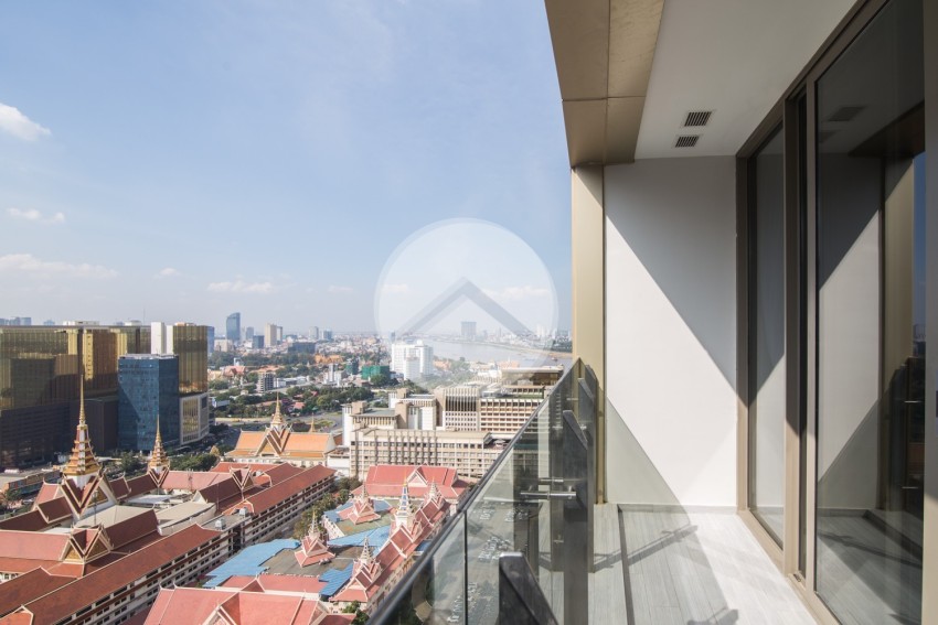 23th Floor 3 Bedroom Condo For Sale - The Peak, Tonle Bassac, Phnom Penh