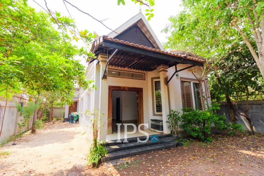 2 Bedroom House For Sale - Kandaek, Bakong District, Siem Reap