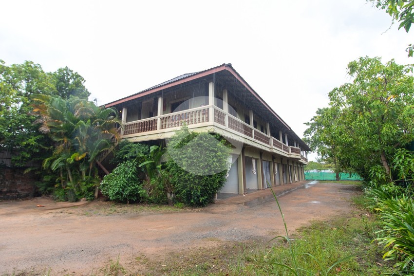 18 Bedroom Commercial Villa For Sale - Slor Kram, Siem Reap