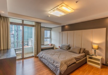 14th Floor 3 Bedroom Condo For Sale - De Castle Royal, BKK1, Phnom Penh thumbnail