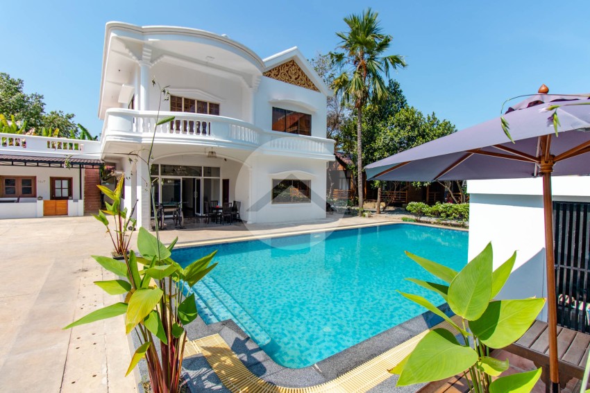 15 Bedroom Boutique Hotel For Rent - Svay Dangkum, Siem Reap
