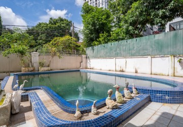 6 Bedroom Villa For Rent - Tonle Bassac, Phnom Penh thumbnail
