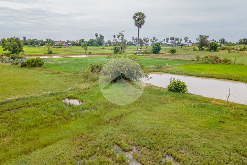 13 Hectare Land For Rent - Kampong Speu Province