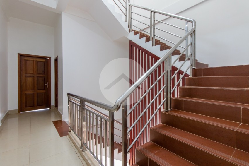 4 Bedroom Commercial Shophouse For Sale - Kouk Chak, Siem Reap