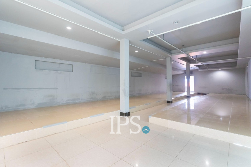 32 Bedroom Hotel For Rent - Svay Dangkum, Siem Reap