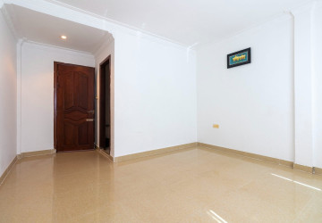 32 Bedroom Hotel For Rent - Svay Dangkum, Siem Reap thumbnail